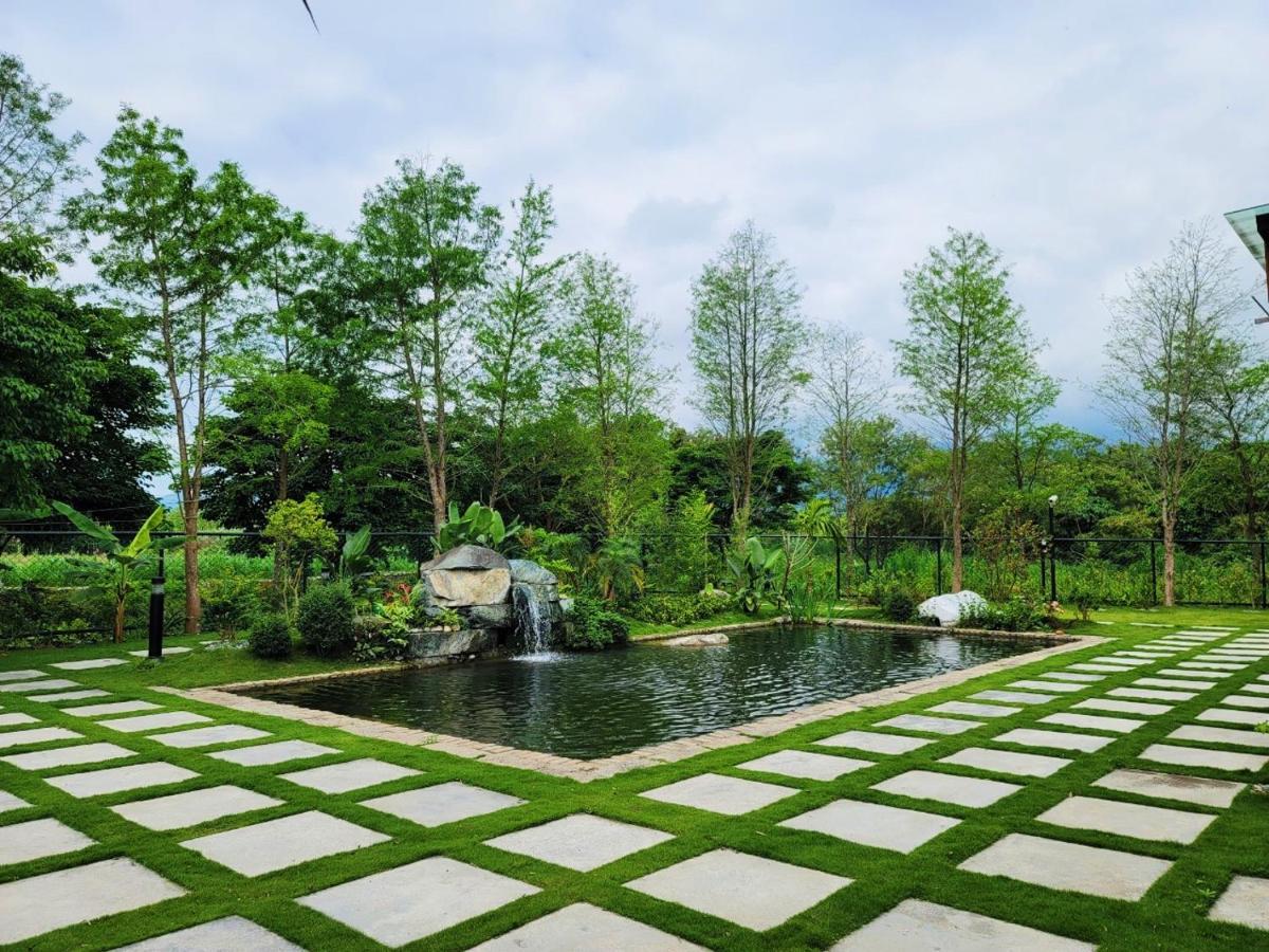 山花映水紅莊園民宿 Apartment Yuemei ภายนอก รูปภาพ