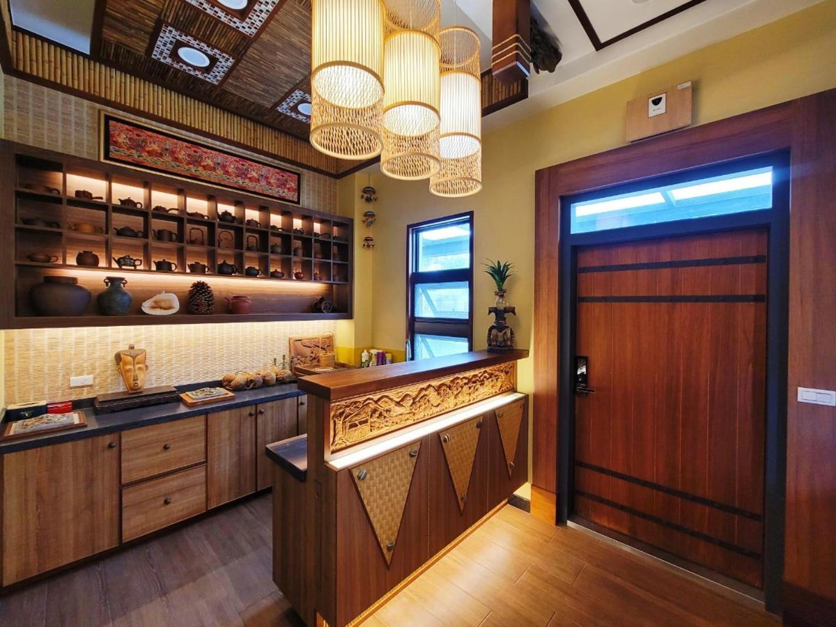 山花映水紅莊園民宿 Apartment Yuemei ภายนอก รูปภาพ